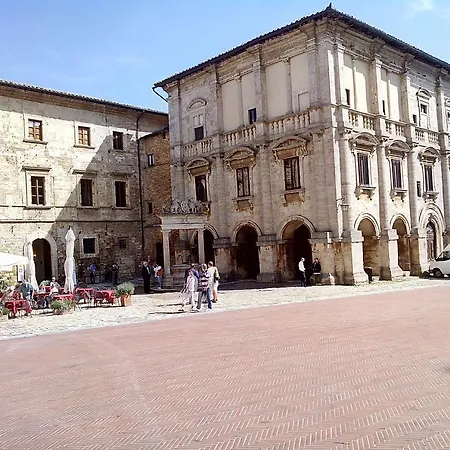 With Little Arch Montepulciano