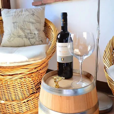 With Little Arch Montepulciano Stazione